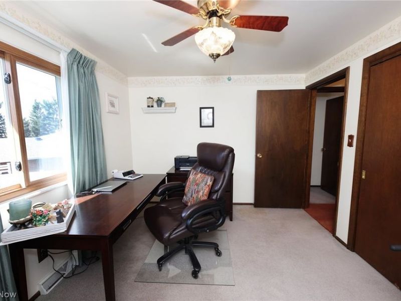 268 Kingsview Drive, Weirton, WV 26062 Photo 19