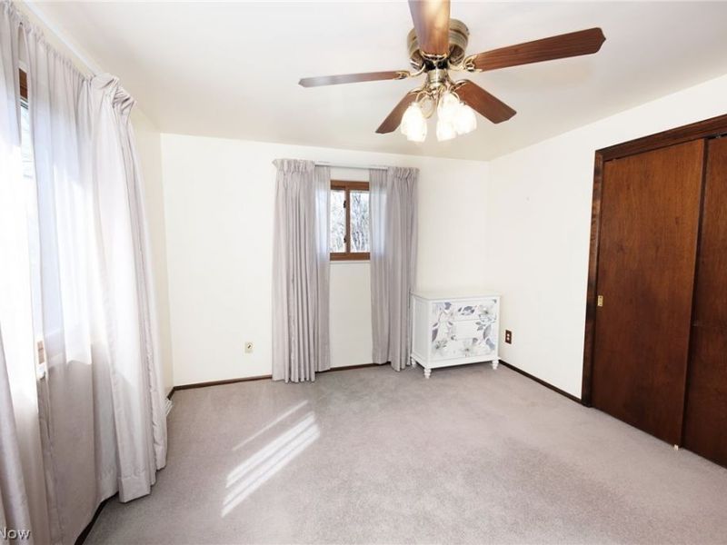 268 Kingsview Drive, Weirton, WV 26062 Photo 20