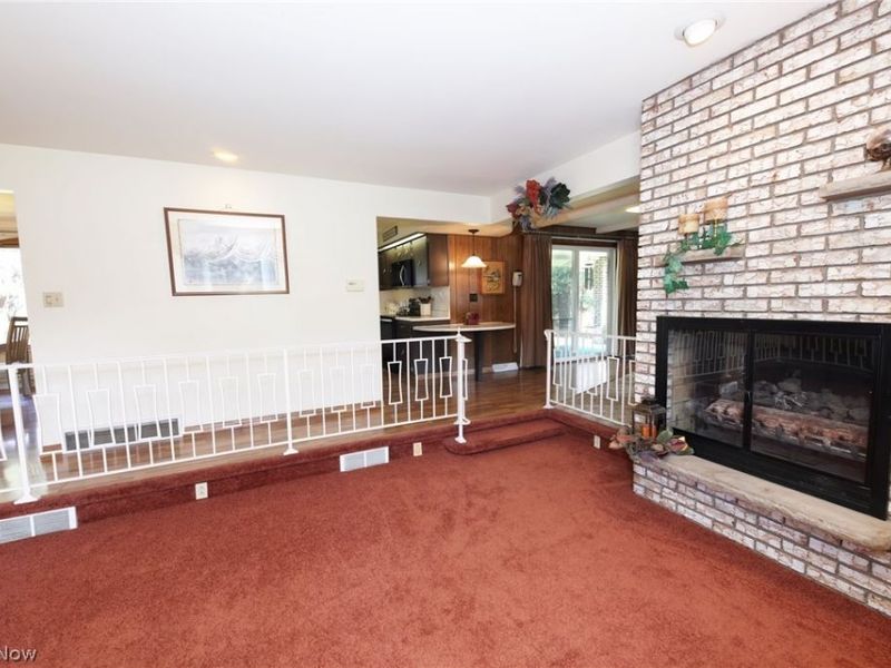 268 Kingsview Drive, Weirton, WV 26062 Photo 8