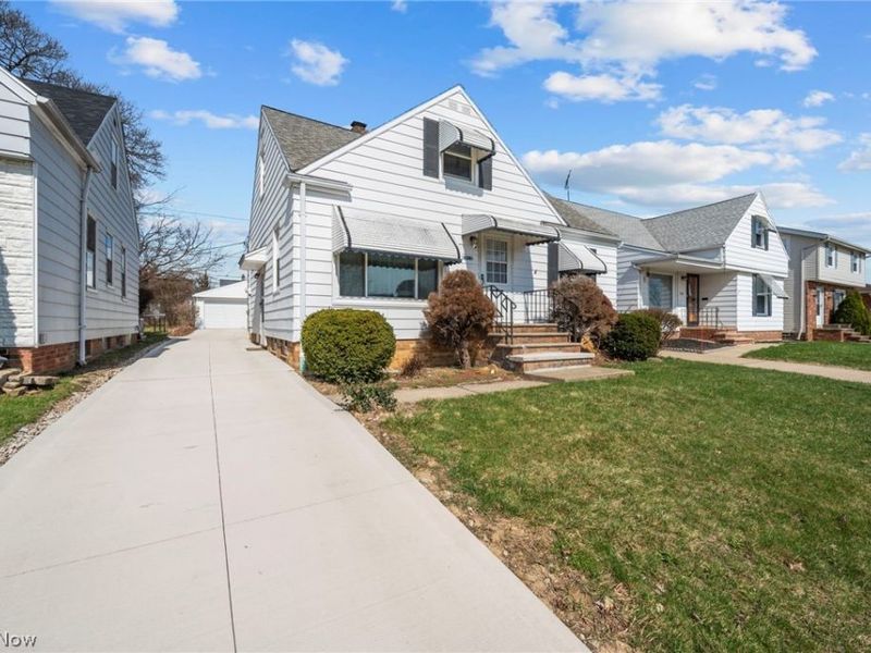 13019 Darlington Avenue, Garfield Heights, OH 44125 Photo 2