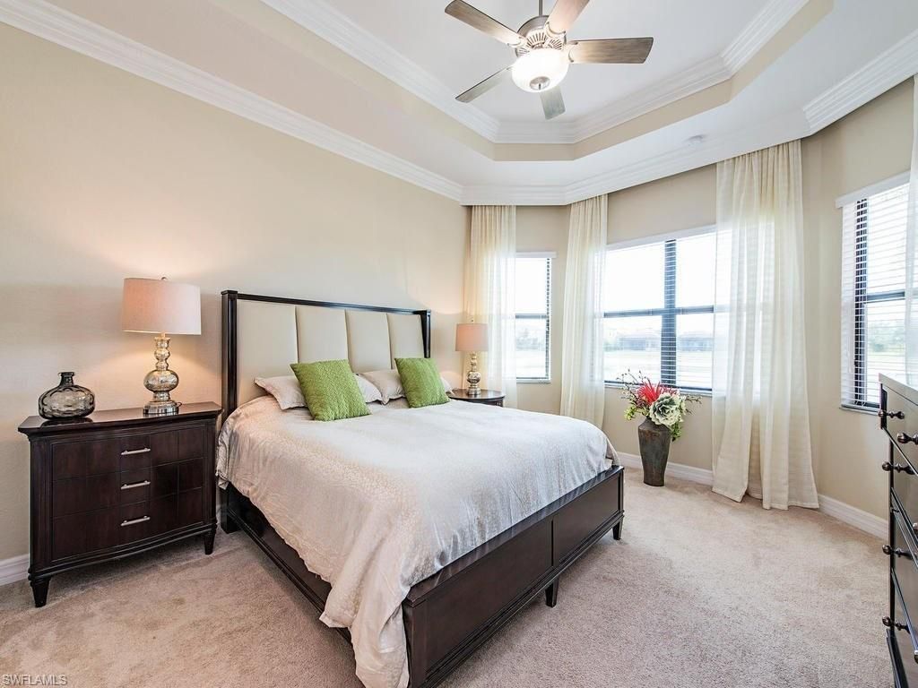 3326 Baltic Dr, Naples, FL 34119 Photo