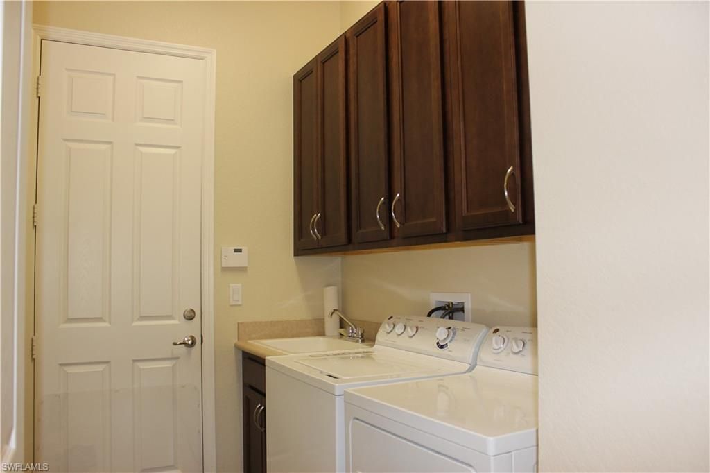 3326 Baltic Dr, Naples, FL 34119 Photo