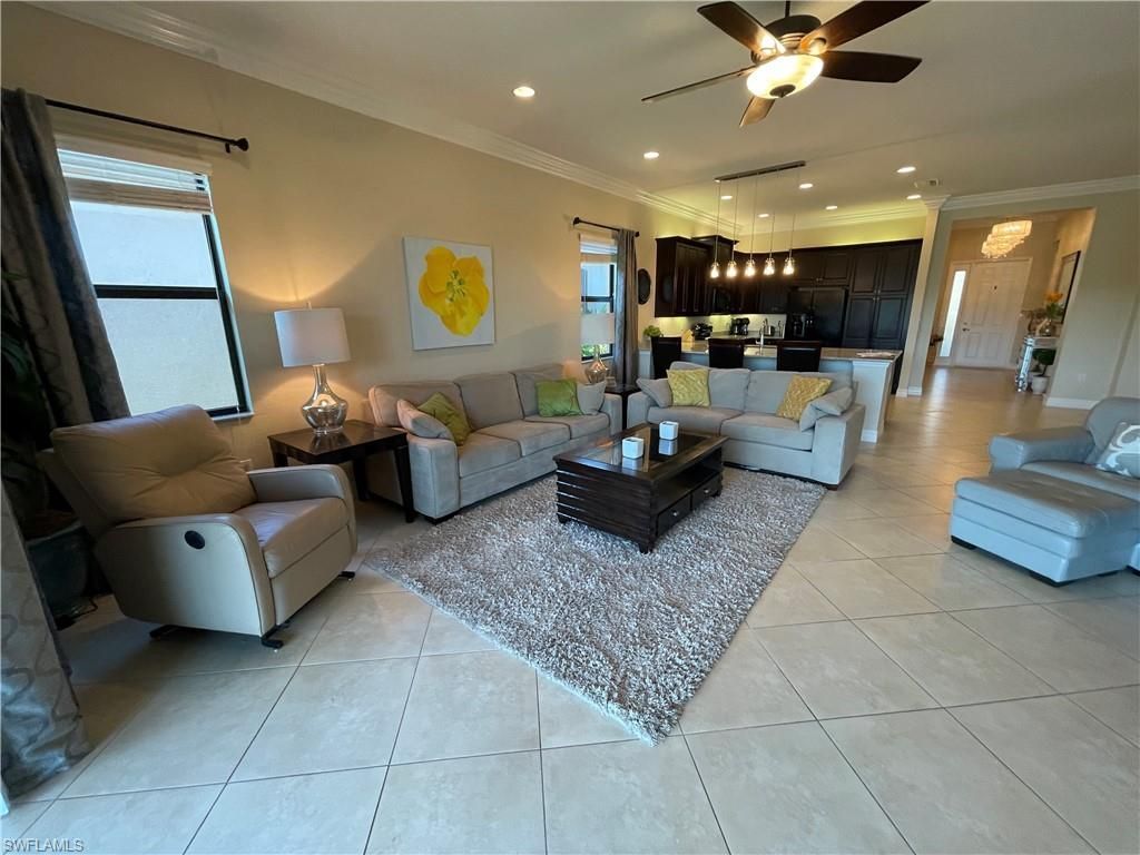 3326 Baltic Dr, Naples, FL 34119 Photo