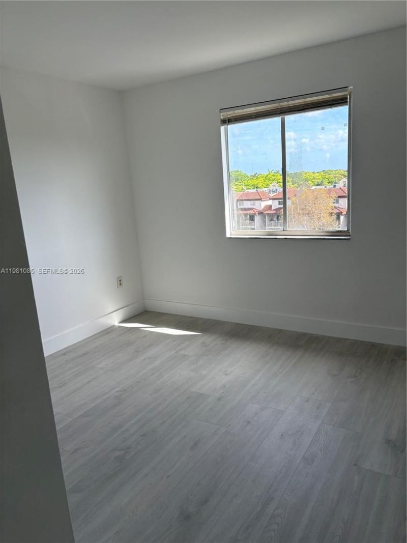 15231 SW 80th St, Unit 615, Miami, FL 33193 Photo