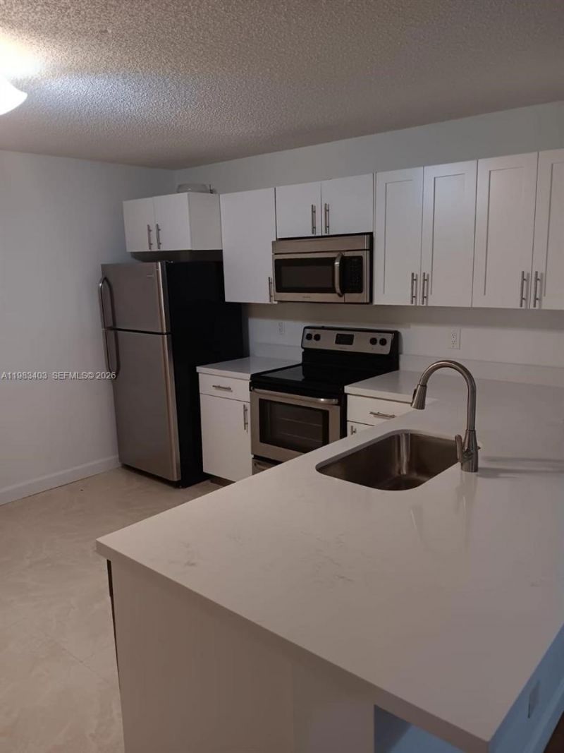 10161 W Sunrise , Unit 104, Plantation, FL 33322 Photo