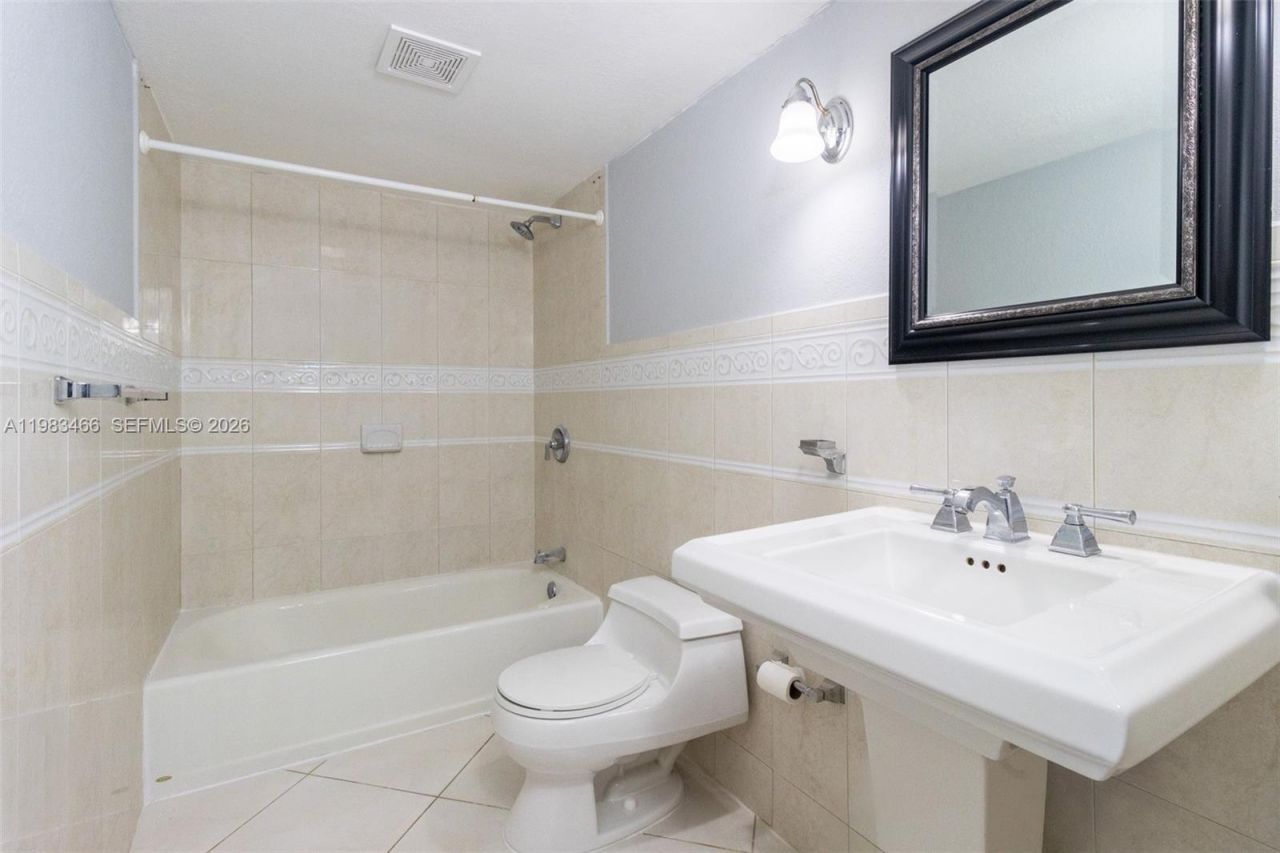 7945 SW 104th St , Unit 106C, Miami, FL 33156 Photo