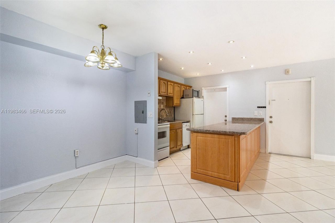 7945 SW 104th St , Unit 106C, Miami, FL 33156 Photo