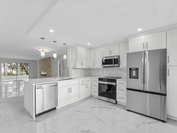 2303 Lucaya Ln, Unit H2, Coconut Creek, FL 33066