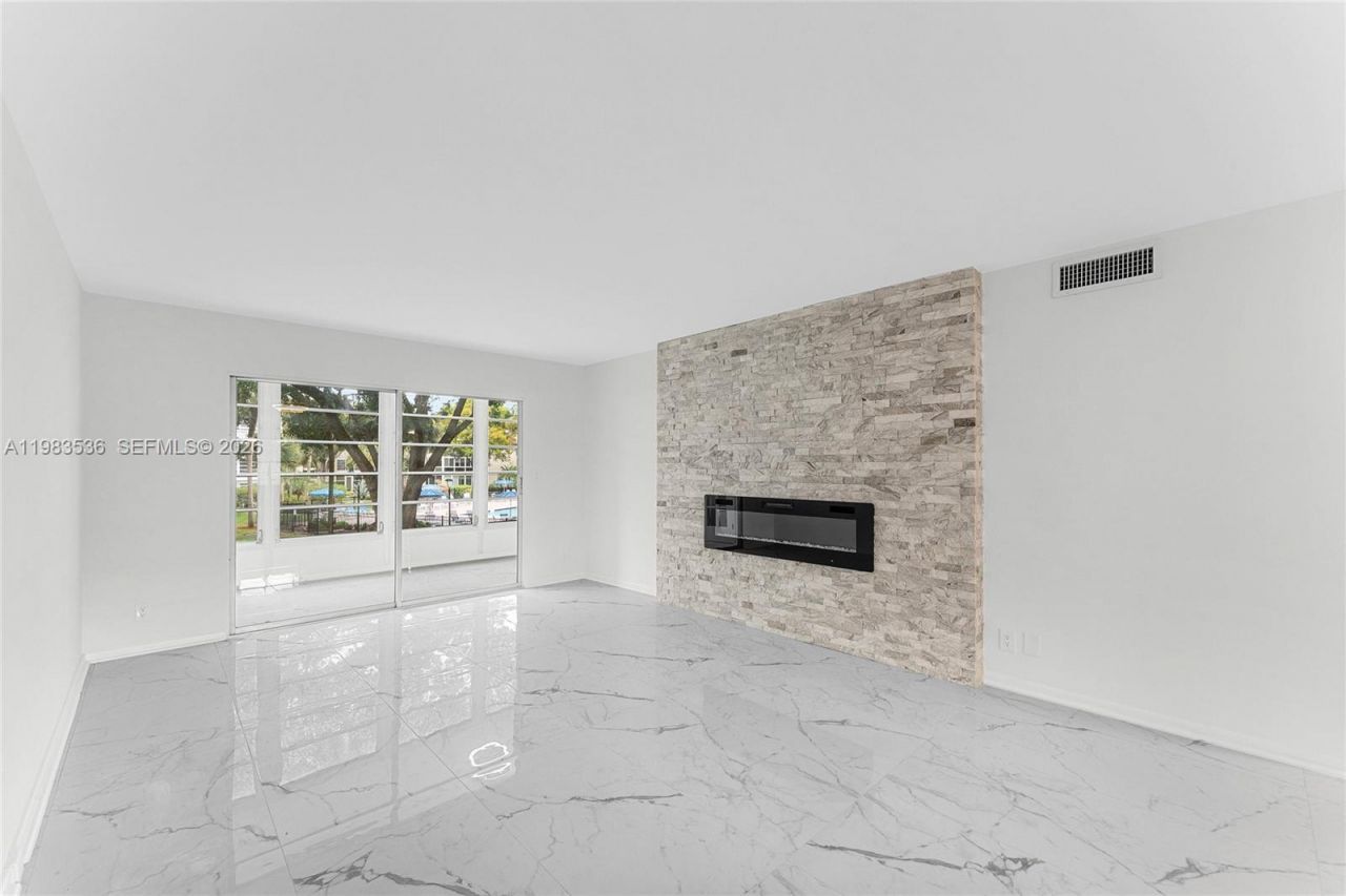 2303 Lucaya Ln, Unit H2, Coconut Creek, FL 33066 Photo