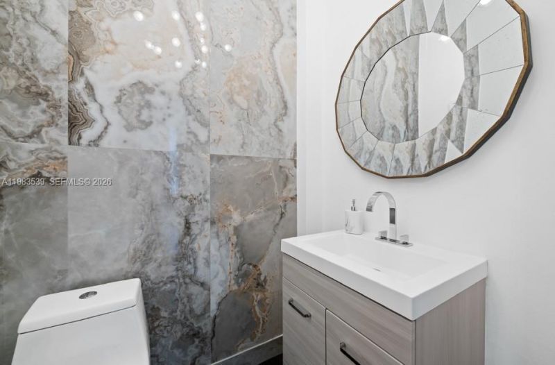 641 Island Rd, Miami, FL 33137 Photo