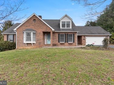 79 SUNSET COURT, EDINBURG, VA 22824