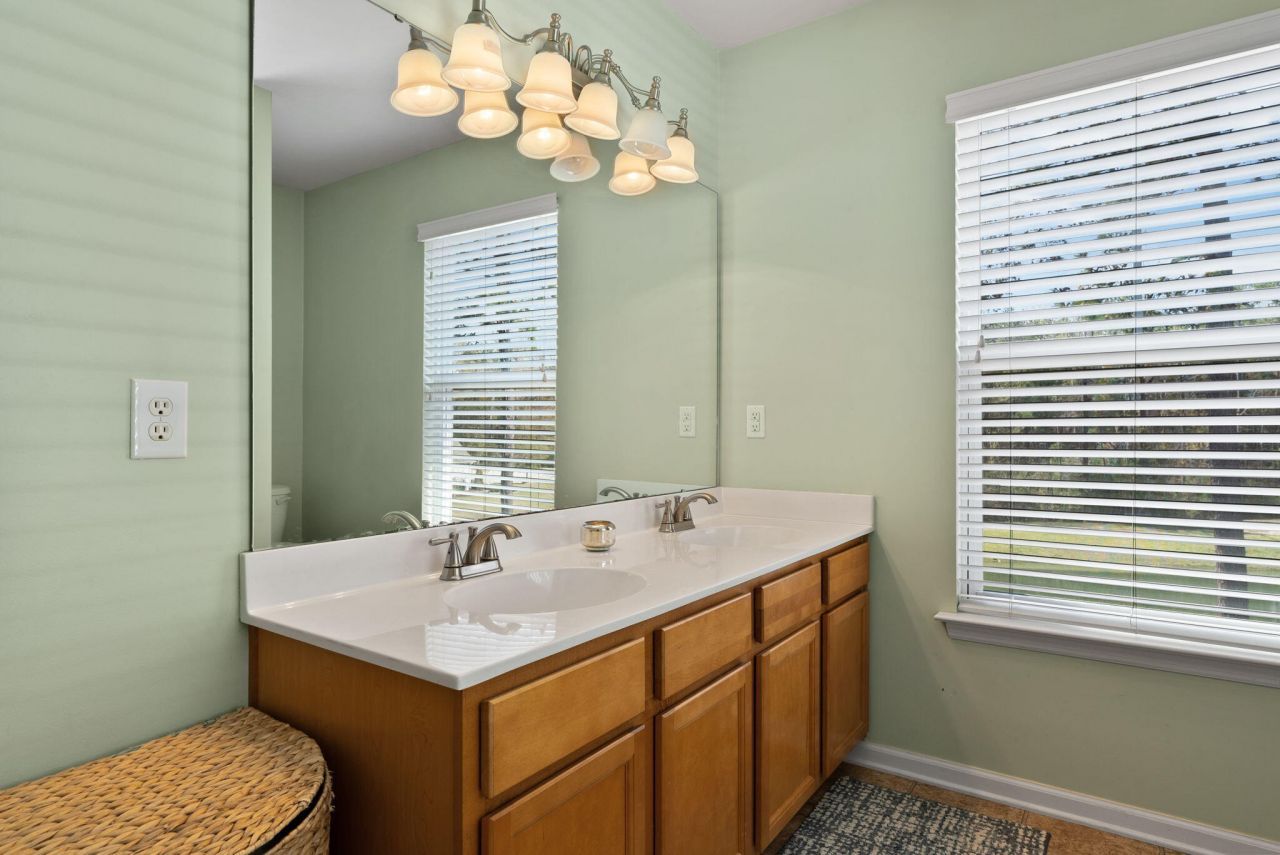 479 Sanders Farm Lane Photo 17