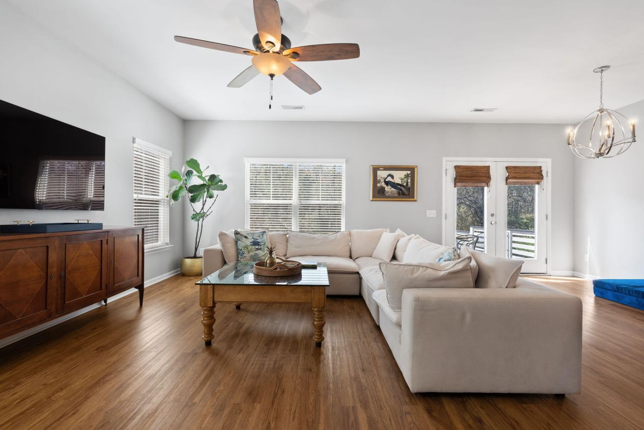 479 Sanders Farm Lane Photo 9