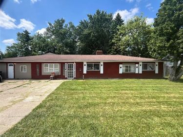 3322 Fenton Road , Flint Twp, MI 48507
