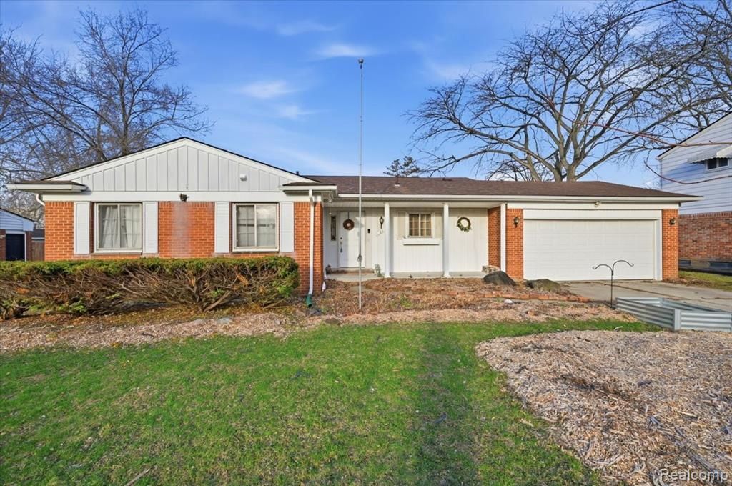 21 Edison Avenue, Ypsilanti Township, MI 48197 Main Photo