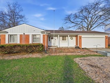 21 Edison Avenue, Ypsilanti Twp, MI 48197