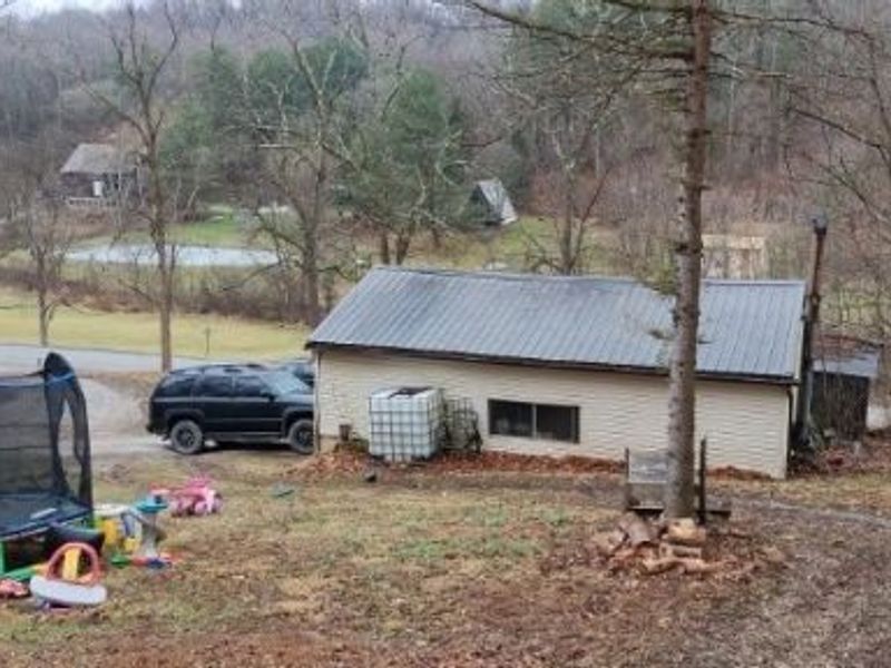 25948 Oxford Road, Quaker City, OH 43773 Photo 5