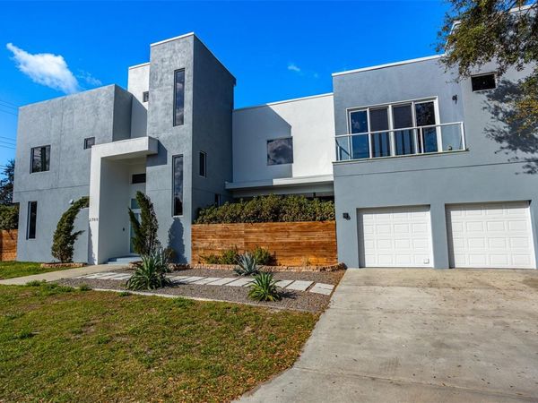 2700 N MYRTLE AVENUE, TAMPA, FL 33602