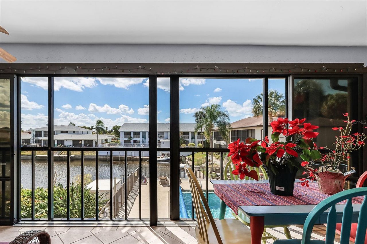 3935 Country Club Boulevard , Unit 17, Cape Coral, FL 33904 Photo