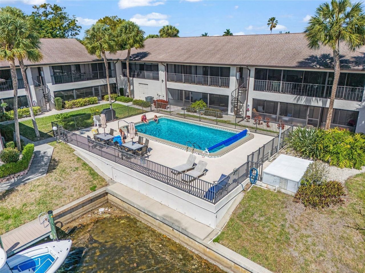 3935 Country Club Boulevard , Unit 17, Cape Coral, FL 33904 Photo