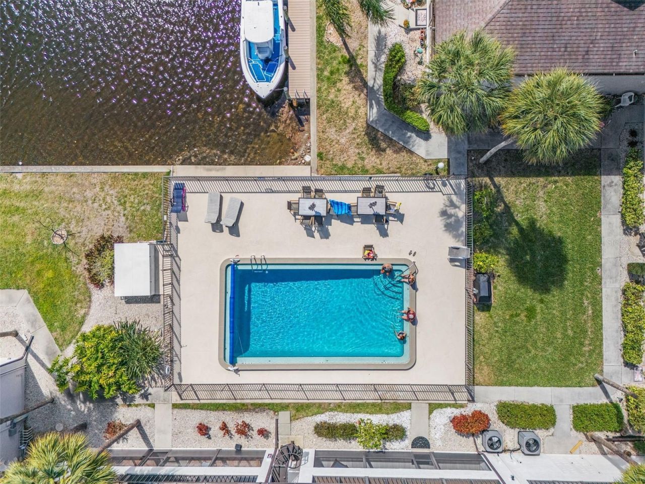 3935 Country Club Boulevard , Unit 17, Cape Coral, FL 33904 Photo