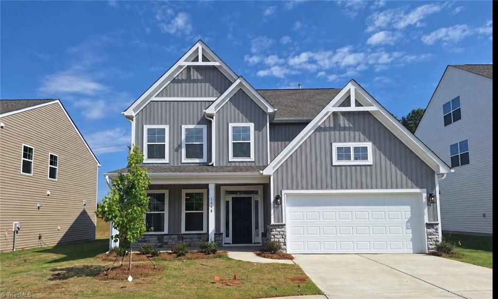 1998 Abbotts Vista Drive, Kernersville, NC 27284 Main Photo