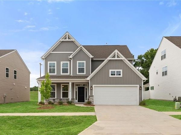 1998 Abbotts Vista Drive, Kernersville, NC 27284