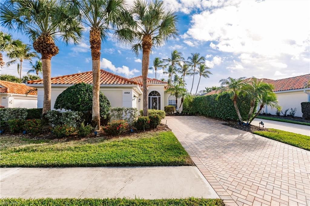 4352 Montalvo Ct, Naples, FL 34109 Photo