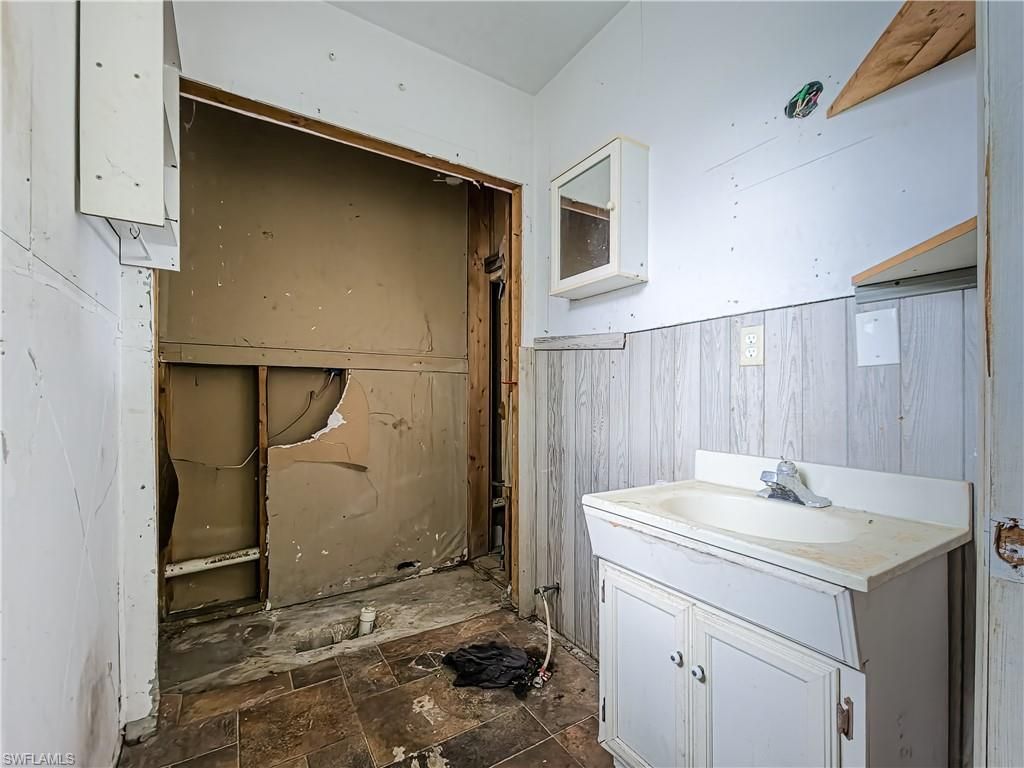 1103 SE 1 St , Chiefland, FL 32626 Photo