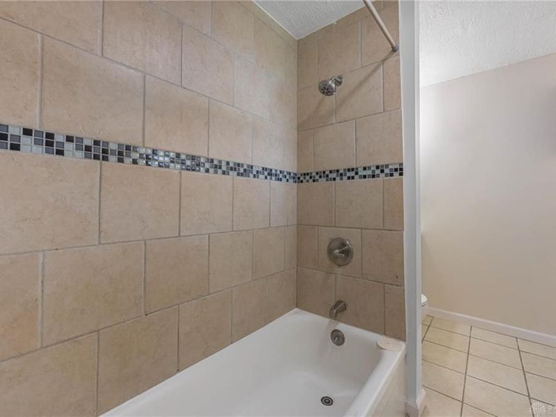 5572 Shady Oak Street, Huber Heights, OH 45424 Photo 20