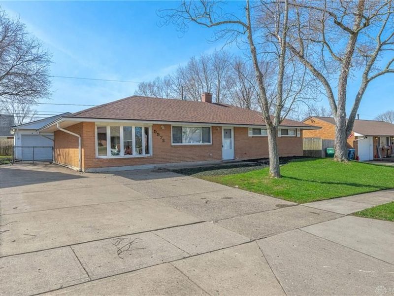 5572 Shady Oak Street, Huber Heights, OH 45424 Photo 29