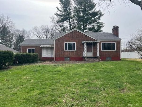 4608 Manchester Road, Middletown, OH 45042