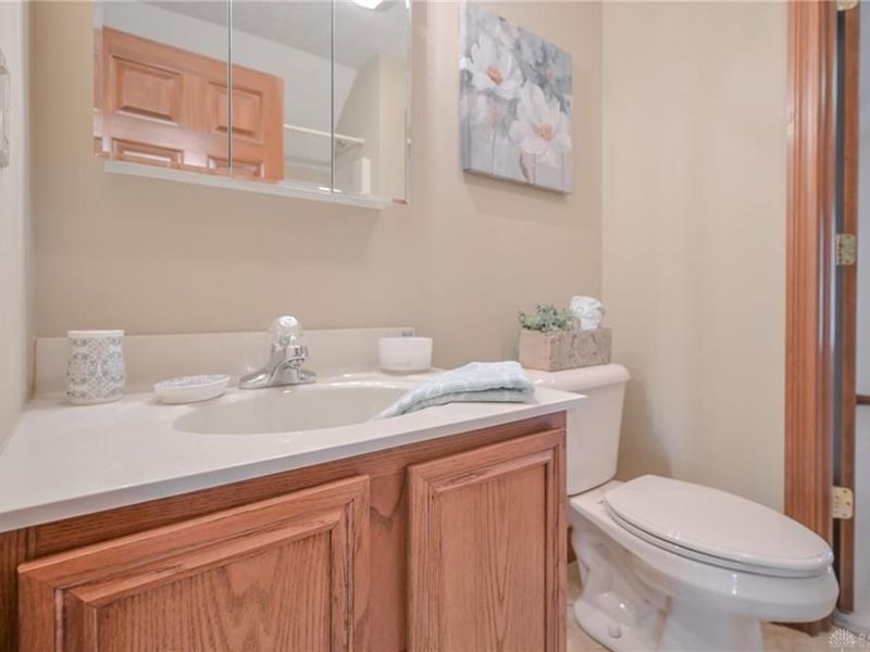 1812 Willow Lakes Drive, Springfield, OH 45502 Photo 21