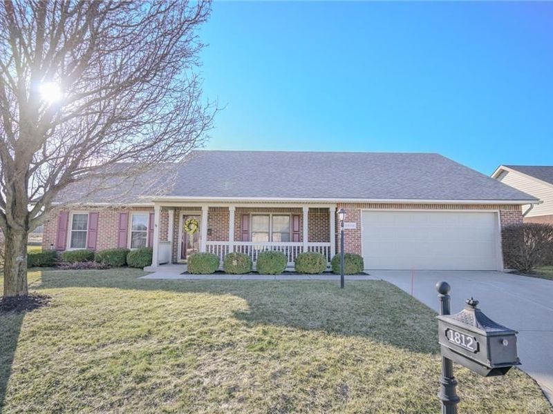 1812 Willow Lakes Drive, Springfield, OH 45502 Photo 3