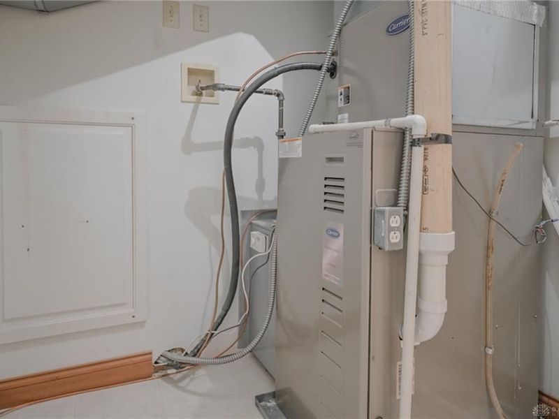 1812 Willow Lakes Drive, Springfield, OH 45502 Photo 34