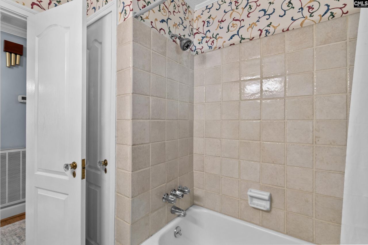 4661 Sylvan Drive  Photo 22