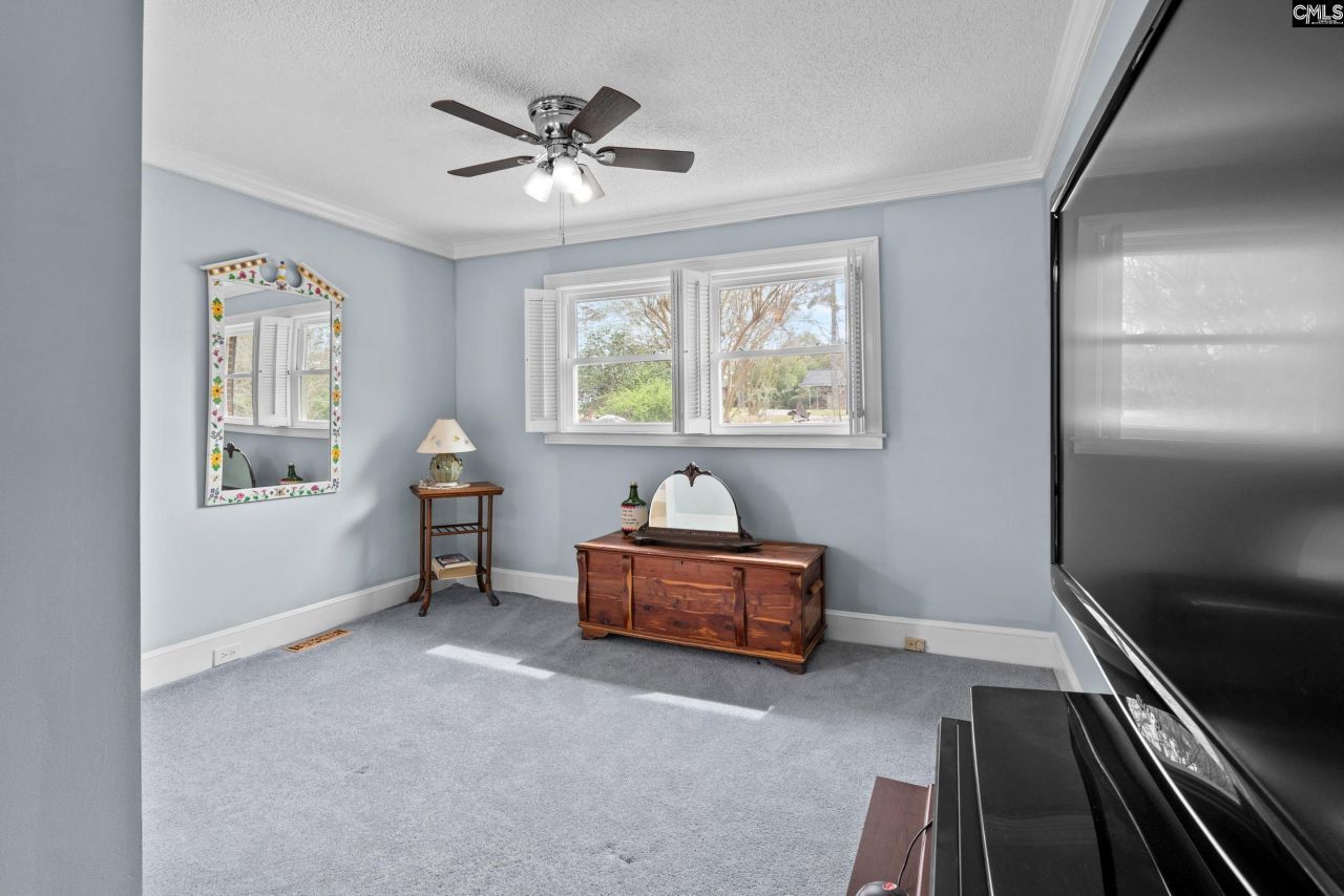 4661 Sylvan Drive  Photo 23