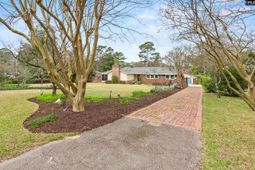 4661 Sylvan Drive  photo 4