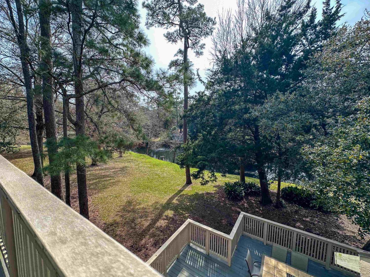 230 Westleton Dr. Photo 8