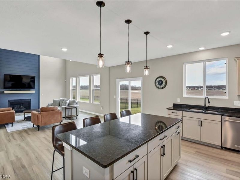 36662 W Shore Parkway, North Ridgeville, OH 44039 Photo 13