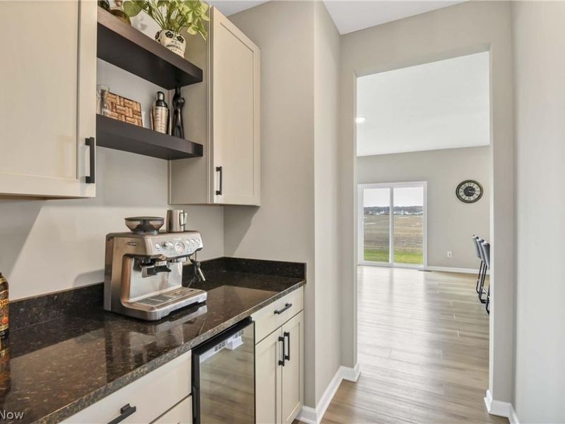 36662 W Shore Parkway, North Ridgeville, OH 44039 Photo 8