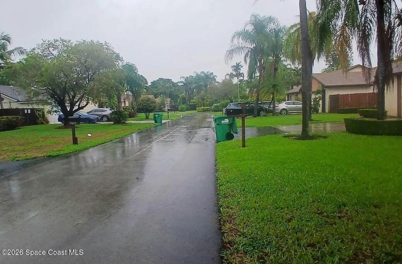 15615 SW 54th Street , Miami, FL 33181 Photo