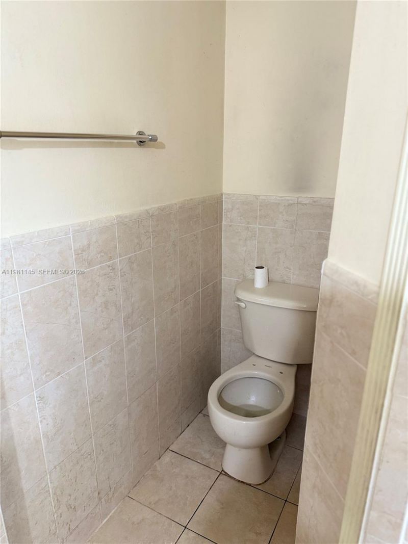 5861 SW 152nd Ct, Miami, FL 33193 Photo