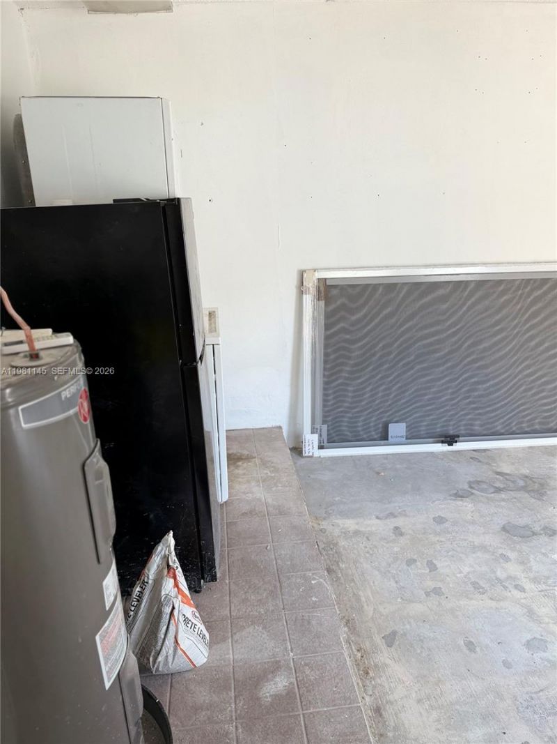 5861 SW 152nd Ct, Miami, FL 33193 Photo