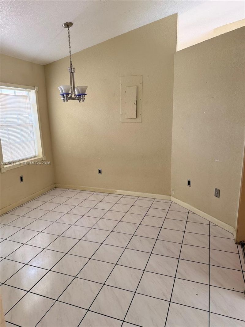 5861 SW 152nd Ct, Miami, FL 33193 Photo