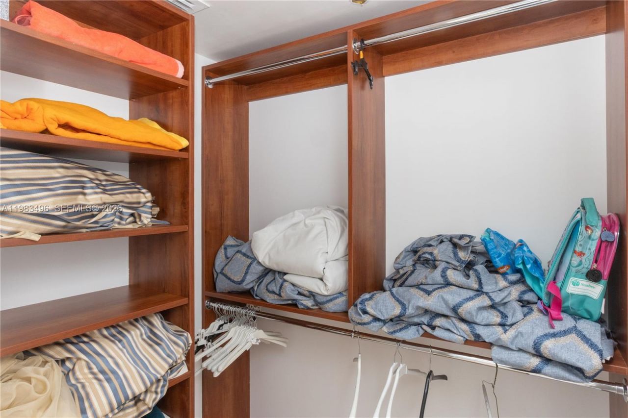 1830 S Ocean Dr, Unit 2108, Hallandale Beach, FL 33009 Photo