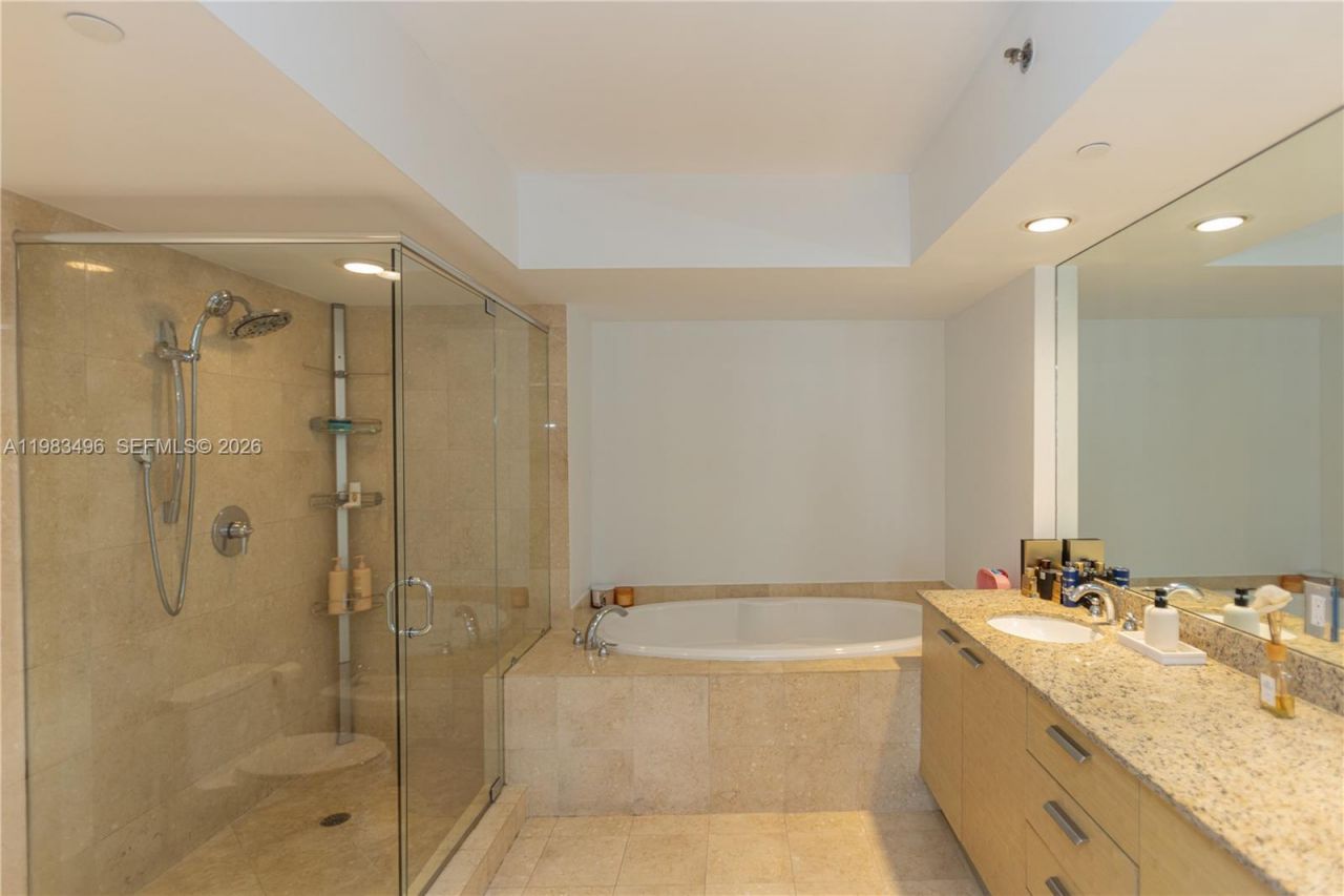 1830 S Ocean Dr, Unit 2108, Hallandale Beach, FL 33009 Photo