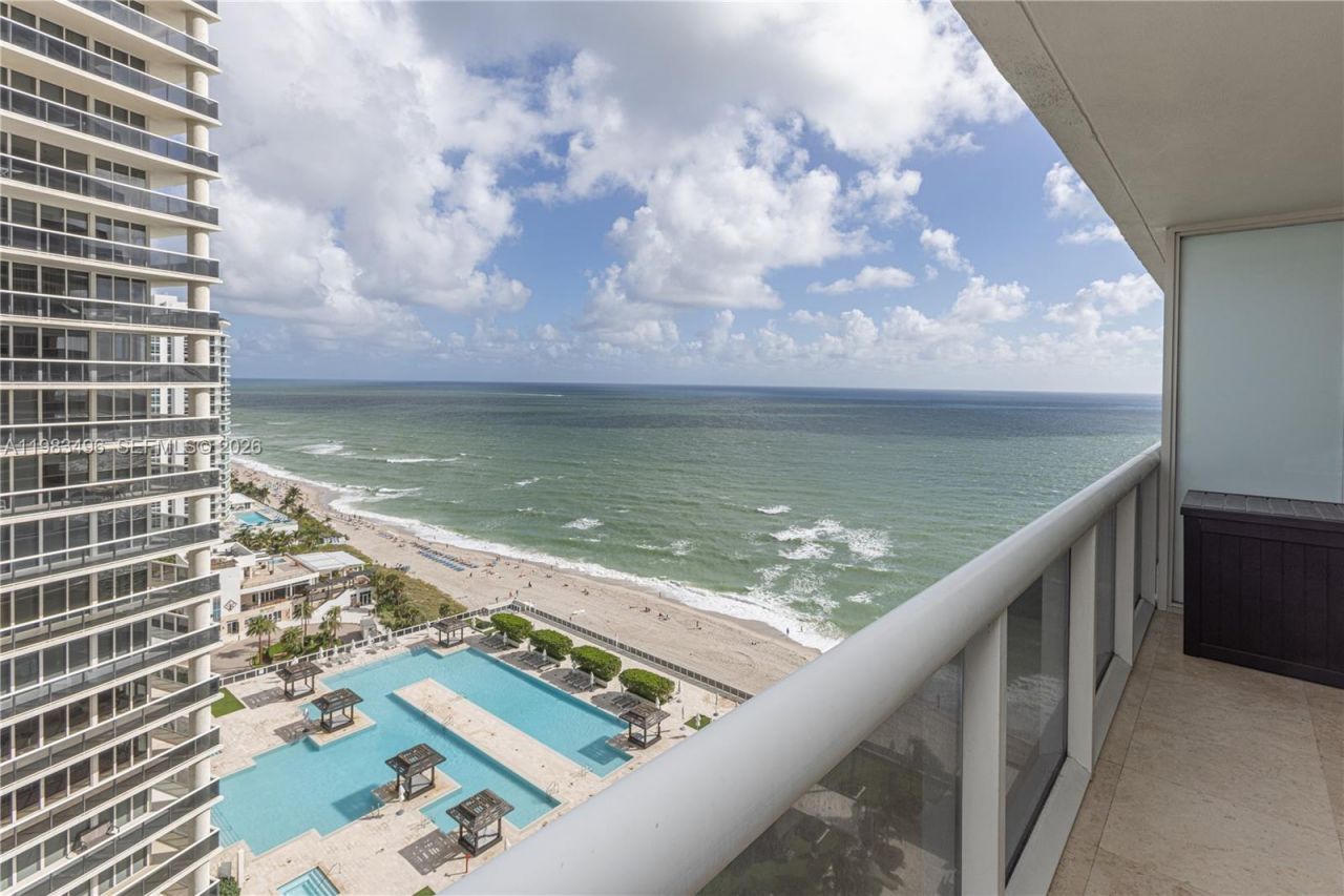 1830 S Ocean Dr, Unit 2108, Hallandale Beach, FL 33009 Photo