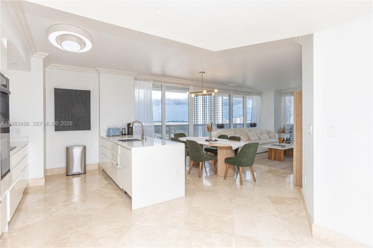 1830 S Ocean Dr, Unit 2108, Hallandale Beach, FL 33009 Photo