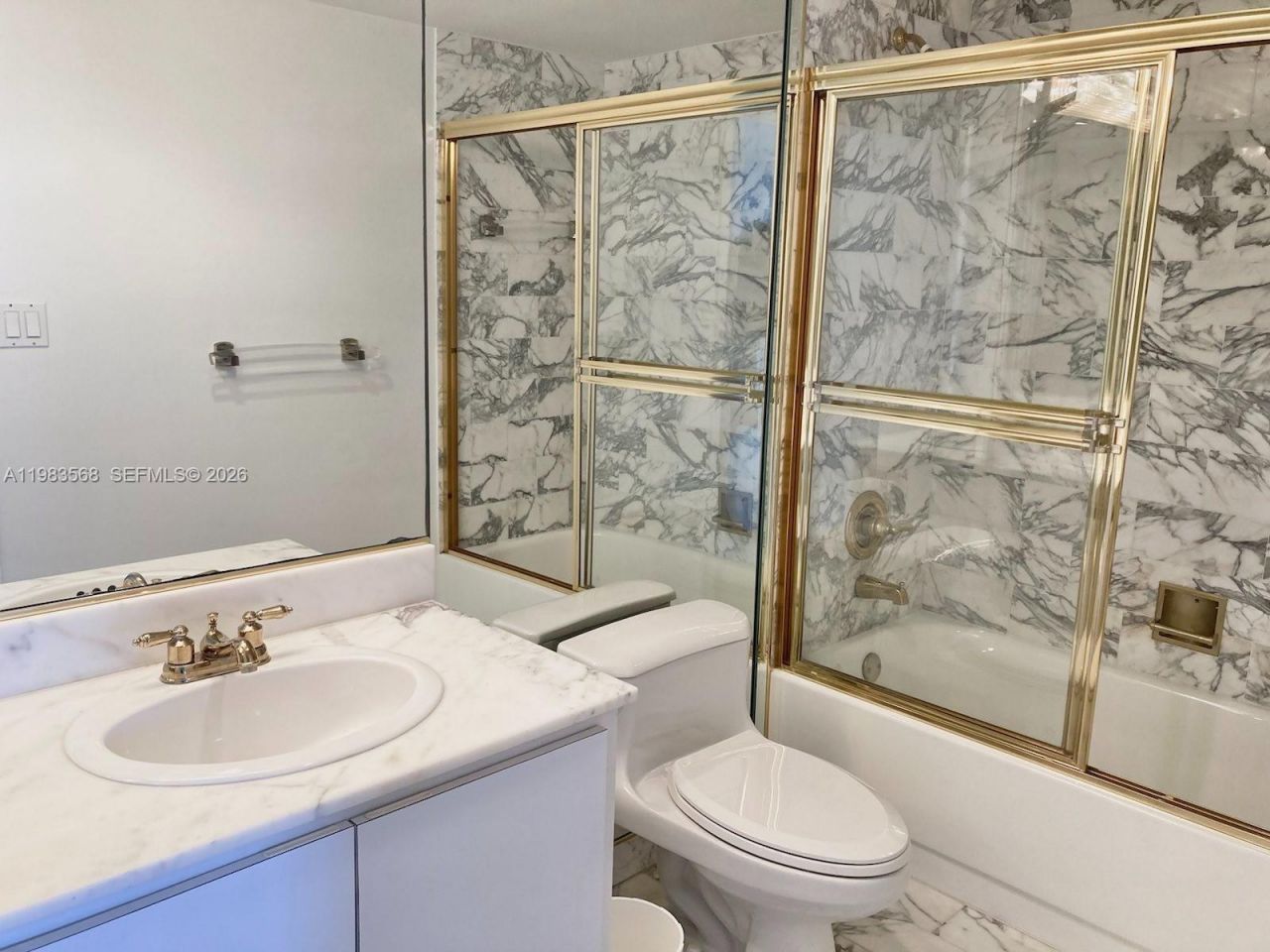2555 Collins Ave, Unit 1707, Miami Beach, FL 33140 Photo